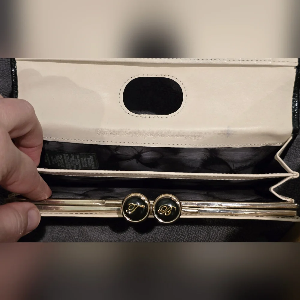 Ted Baker Women’s Black Patent Leather Bobble Matinee Wallet Gold Accents - Picture 5 of 11